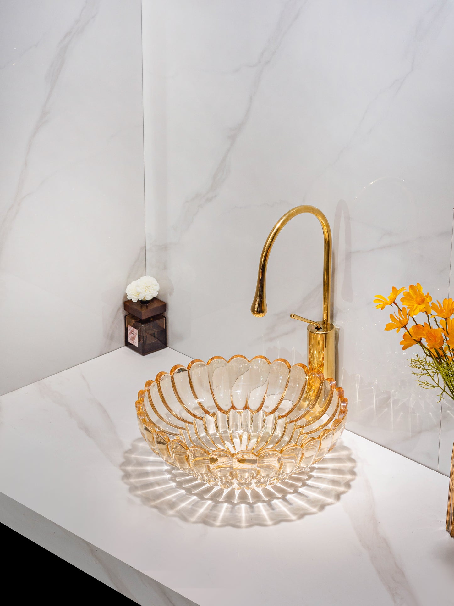 Glass basin